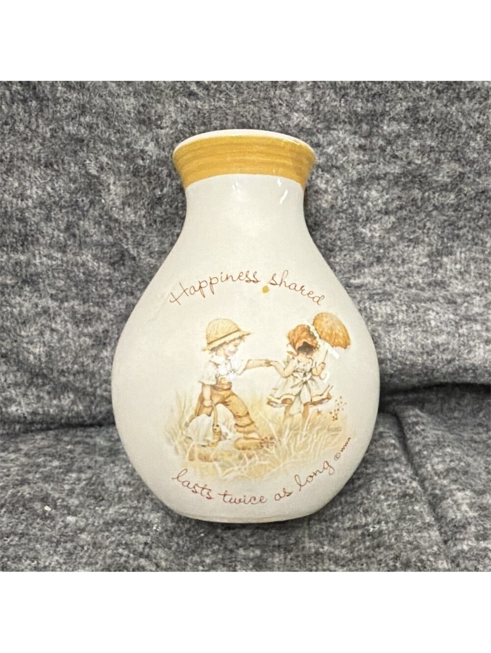 Gretchen Stoneware Vase White Brown Children Theme Made in Japan 1977 MPN 44144